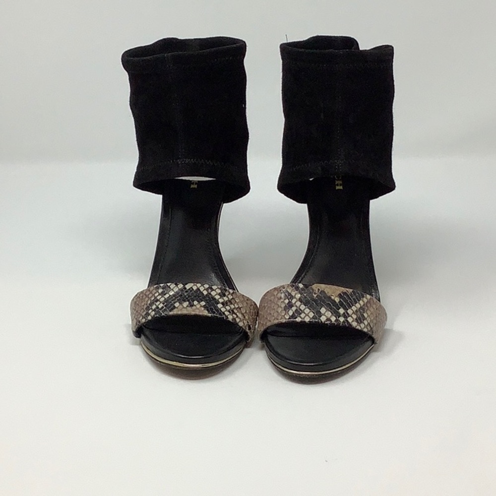 High heels dress shoes